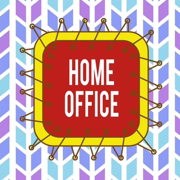 Scrittura concettuale a mano che mostra Home Office. Business photo vetrina spazio designato in un dimostrante s è residenza per le imprese ufficiali asimmetrico a forma di oggetto modello asimmetrico multicolore — Foto Stock