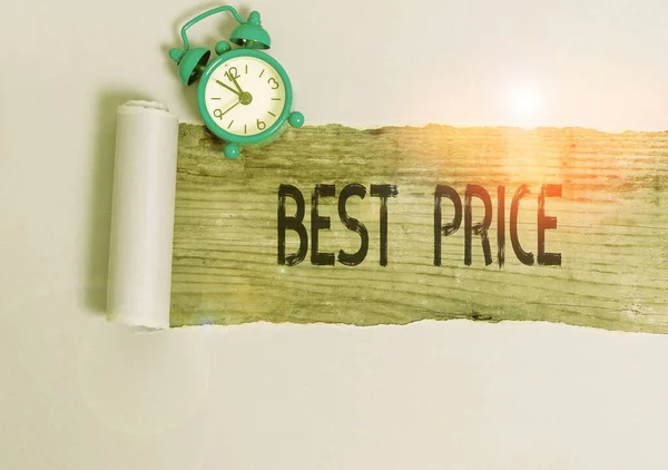 가장 좋은 가격을 보여 주는 문자 표지판. 개념적으로 사진을 찍으면 구매자가 물건을 살 수있는 가장 낮은 또는 큰 가격. — 스톡 사진
