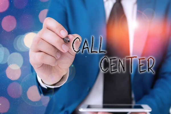 Word Writing Text Call Center. Geschäftskonzept für ein Büro, in dem viele Telefonate abgewickelt werden. — Stockfoto