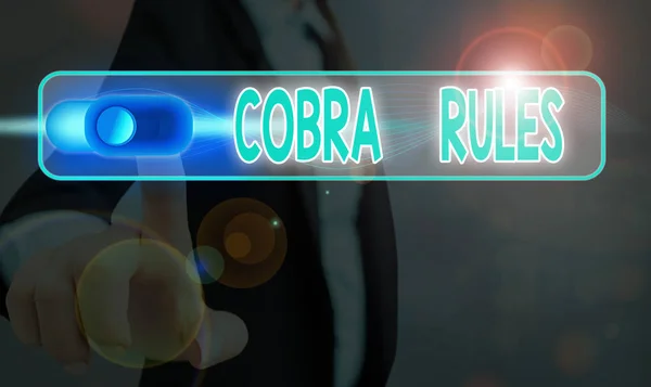 Написання текстів правил Cobra. Концепція бізнесу для продовження групового медичного страхування після втрати роботи . — стокове фото