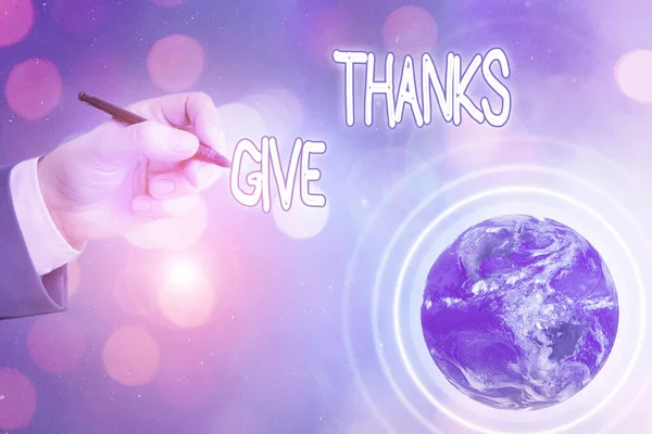 Écriture conceptuelle montrant Give Thanks. Texte de la photo d'affaires exprimer sa gratitude ou montrer sa reconnaissance Reconnaître la gentillesse Éléments de cette image fournie par la NASA . — Photo