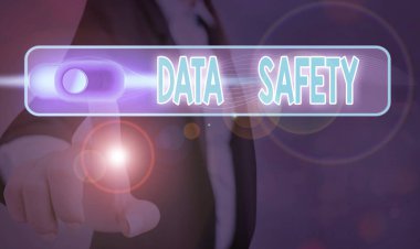 Kelime yazma Veri Güvenliği. Güvenli depolama sağlayarak verileri kayıplara karşı koruma kaygıları için iş kavramı.