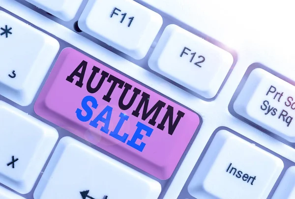 Word writing text Autumn Sale. Business concept for having great discounts products on season after summer. — Stock Photo, Image