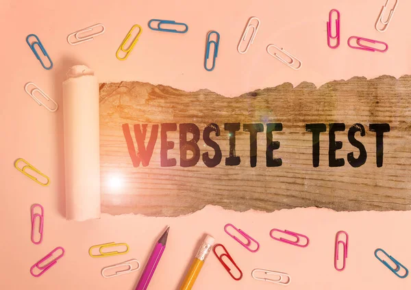 Nota di scrittura che mostra il test del sito web. Le foto aziendali che mostrano testano i siti Web o le applicazioni Web per potenziali bug . — Foto Stock