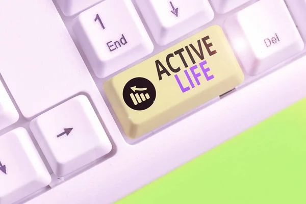 Sinal de texto mostrando Vida Ativa. Modo de vida foto conceitual que integra a atividade física em seu cotidiano . — Fotografia de Stock