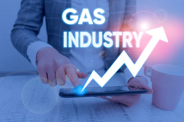 Escrita à mão conceitual mostrando a indústria do gás. Texto para fotos de negócios processos globais exploração e venda de produtos petrolíferos . — Fotografia de Stock