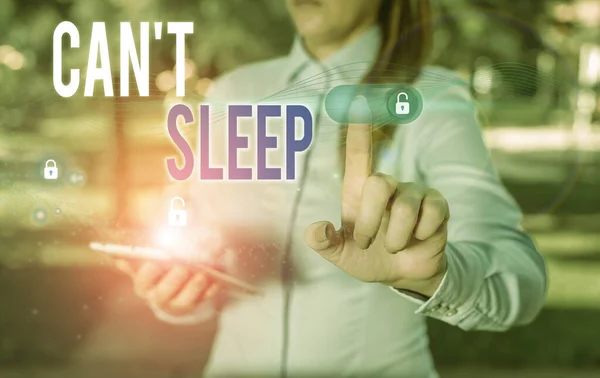 Szöveges üzenet: "Nem alszom". Üzleti koncepció elalvási vagy felébredési problémákra gyakran az éjszaka folyamán. — Stock Fotó