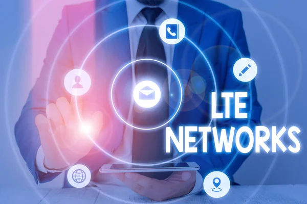 Ordskrivning text Lte Networks. Affärsidé för 4G trådlös kommunikationsstandard LongTerm Evolution. — Stockfoto