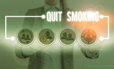 Sözcük yazma metni sigarayı bırak. Tütün içmeyi veya sigarayı bırakma sürecine ilişkin iş kavramı.