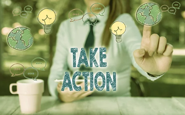 Skriva lapp som visar Take Action. Företagsfoto visa upp göra något officiellt eller samordnat för att uppnå mål med problem. — Stockfoto