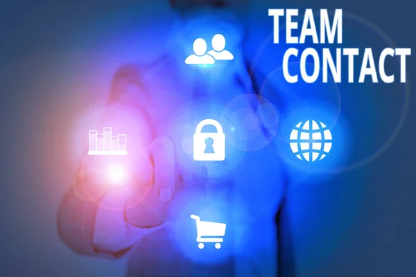 Schreibnotiz, die den Kontakt zum Team zeigt. Geschäftsfoto, das die Interaktion der Einzelpersonen in einem Team oder einer Gruppe zeigt. — Stockfoto