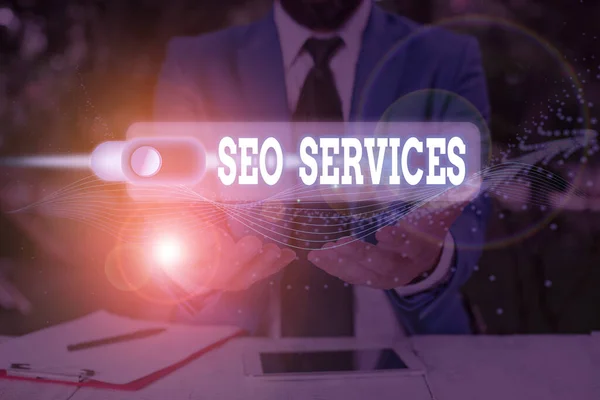 Почерк Seo Services. Концепция, означающая набор методов и процедур для увеличения видимости веб-сайта . — стоковое фото