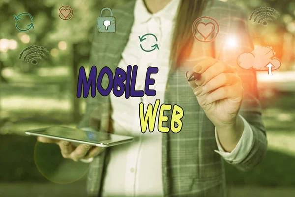 Escrita de mão conceitual mostrando Mobile Web. Foto de negócios mostrando serviços de internet baseados em navegadores acessados a partir de móveis portáteis . — Fotografia de Stock