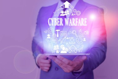 El yazısı metni Siber Savaş. Bir ülke bilgisayarına saldırmak için interneti kullanma etkinliği kavramı.