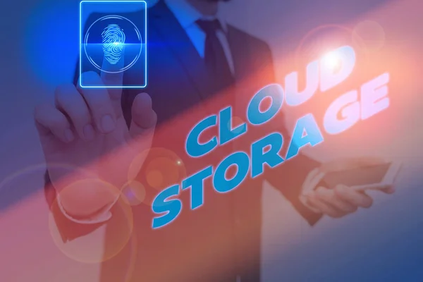 Texto para escrita de palavras Cloud Storage. O conceito de negócio para os dados digitais é armazenado e gerenciado em pools lógicos . — Fotografia de Stock