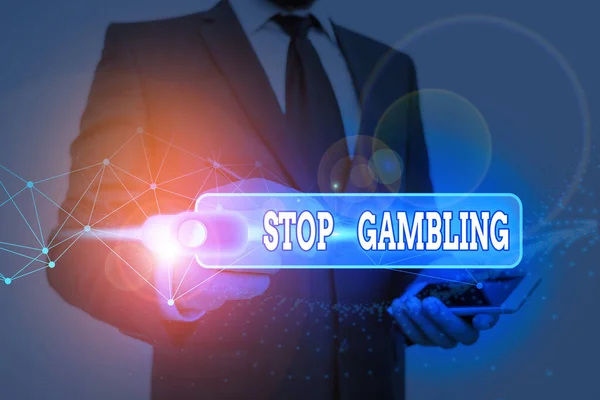 Escritura a mano escritura de texto Stop Gambling. Concepto que significa detener el impulso de jugar continuamente a pesar de los costos dañinos . — Foto de Stock