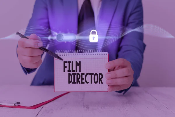 Writing note showing Film Director. Business photo showcasing a demonstrating who is in charge of making and directing a film. — Zdjęcie stockowe