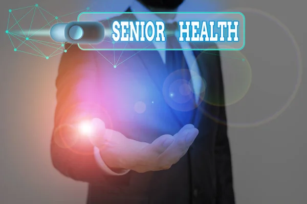 Testo calligrafico Senior Health. Il significato del concetto si riferisce alle condizioni fisiche e mentali degli anziani . — Foto Stock