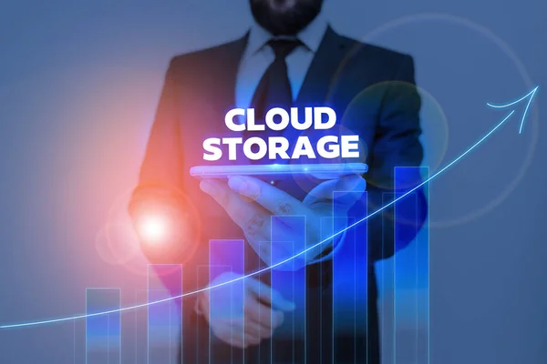 Texto para escrita de palavras Cloud Storage. O conceito de negócio para os dados digitais é armazenado e gerenciado em pools lógicos . — Fotografia de Stock