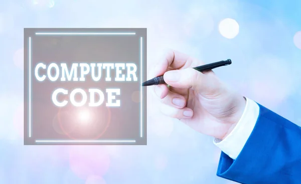 컴퓨터 코드를 보여 주는 개념적 손 글씨. 실행하기 위한 컴퓨터 프로그램을 형성하는 일련의 작업 사진 문자 세트. — 스톡 사진