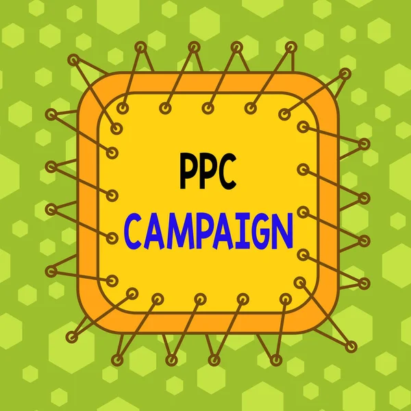 Schrijfbriefje met Ppc-campagne. Zakelijke foto presentatie gebruik maken van PPC om hun producten en diensten te promoten Asymmetrische ongelijke vorm patroon object multicolour design. — Stockfoto