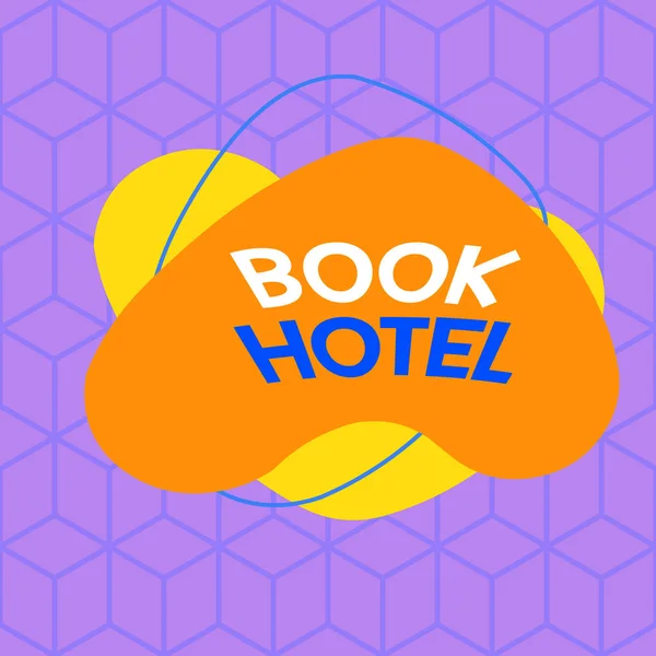 Fogalmi kézírás, ami a Book Hotel-t mutatja. Üzleti fotó bemutatása elrendezése, hogy egy szállodai szoba vagy szállás aszimmetrikus formátum minta objektum körvonalazódik többszínű design. — Stock Fotó
