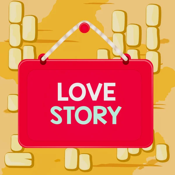 Tekst: Love Story. Forretningskonseptet for det er noe som en roman eller film om en kjærlighetsaffære Brettstøtte, en fiksert spikerramme, stripet bakgrunn, rektangelpanel . – stockfoto