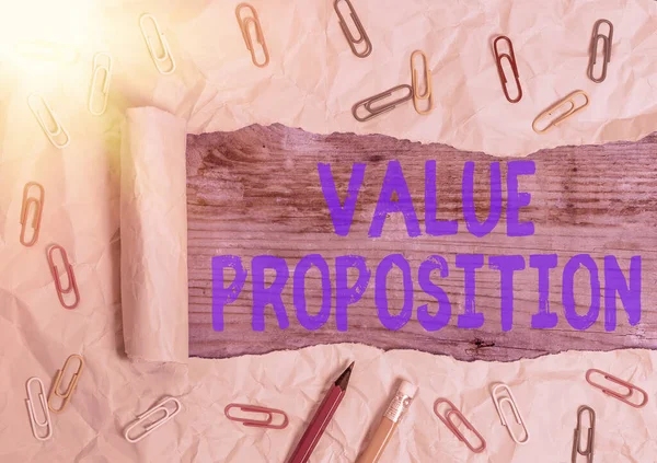 Käsitteellinen käsin kirjoittaminen osoittaa Value Proposition. Business valokuva esittelee innovaatiopalvelu tarkoitus tehdä tuotteesta houkutteleva . — kuvapankkivalokuva