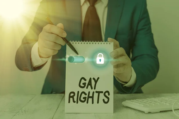 Écriture manuscrite de textes Gay Rights. Concept signifiant égalité des droits civils et sociaux pour les personnes homosexuelles . — Photo