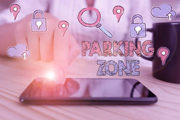 Escrita de mão conceitual mostrando Zona de estacionamento. Texto de foto de negócios um espaço onde um automóvel pode ser estacionado Permitido para estacionar . — Fotografia de Stock