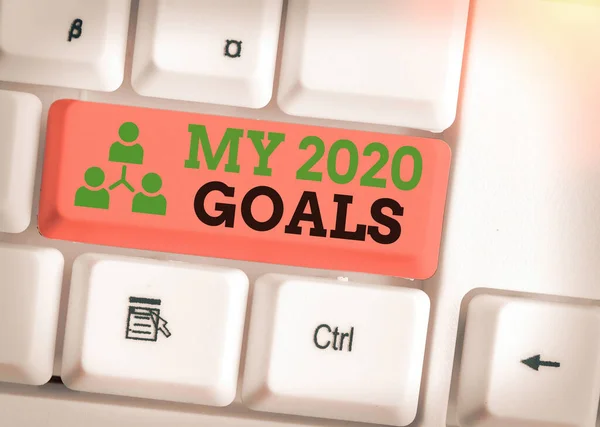 Tekst pisania słów Moje cele 2020. Koncepcja biznesowa ustalania osobistych celów lub planów na bieżący rok. — Zdjęcie stockowe