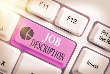El yazısı metin Görev Açıklaması. Konsept, çalışanların sorumluluklarının resmi bir açıklaması anlamına gelir..