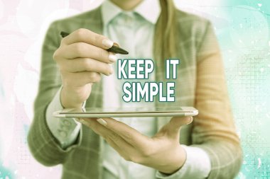 Basit Tut'u gösteren metin işareti. Kavramsal fotoğraf kolay bir şey sormak çok fazla detaya girmeyin anlamak.