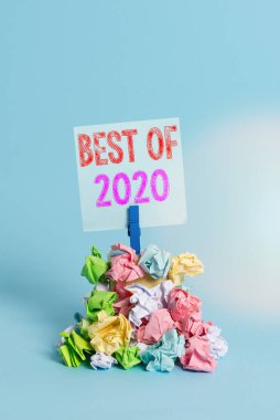 2020 'nin En İyileri' ni gösteren bir not. 2020 Hatırlatma yığınında harika ve harikulade şeyler gösteren iş fotoğrafları ve olaylar meydana geldi..