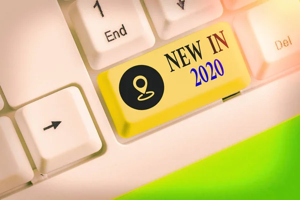 Εννοιολογική γραφή χέρι δείχνει Νέα Το 2020. Business photo προβάλλοντας τι θα πρέπει να περιμένουμε ή νέα δημιουργία για το έτος 2020. — Φωτογραφία Αρχείου
