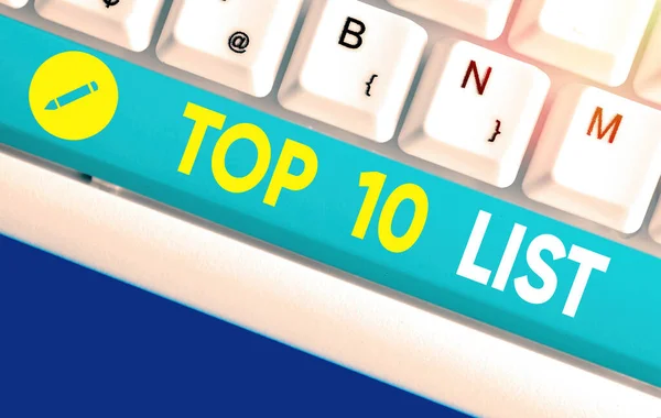 Texto de escritura de palabras Top 10 Lista. Concepto de negocio para los diez artículos más importantes o exitosos en una lista particular . —  Fotos de Stock