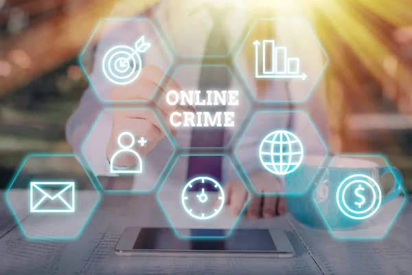 Tekst schrijven Online Crime. Bedrijfsconcept voor criminaliteit of illegale onlineactiviteiten op internet. — Stockfoto