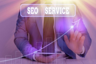 Seo Servisini gösteren bir not yazıyorum. Web sitesinin görünürlüğünü arttırmak için iş fotoğrafı gösterme teknikleri ve prosedürleri.
