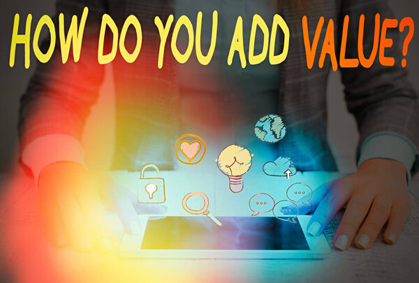 Концептуальный почерк, показывающий, как добавить вопрос стоимости. Текст деловой фотографии улучшает работу по организации производственного процесса
.