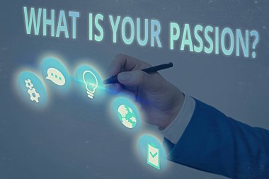 Tutkunuz Sorusu 'nu yazan el yazısı metni. Kavram demek, onun güçlü ve kontrol edilemeyen duygularını sormak demektir..