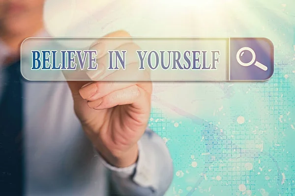 Word writing text Believe In Yourself. Geschäftskonzept für einen gemeinsamen Ratschlag, dass man alles tun kann. — Stockfoto