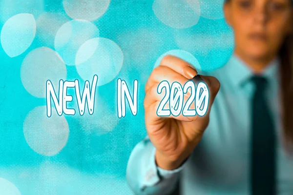 New In 2020 이라는 문자를 보냅니다 . 2020 년의 예상되거나 새로운 생성을 위한 비즈니스 개념. — 스톡 사진