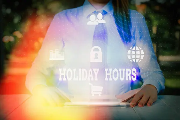 Psaní textu o prázdninách. Koncept znamená, že zaměstnanec dostává dvojnásobek své běžné mzdy za všechny hodiny. — Stock fotografie
