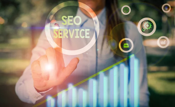Szövegírás Seo Service. A weboldal láthatóságának növelését célzó technikák és eljárások üzleti koncepciója. — Stock Fotó