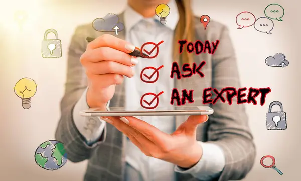 Tekstbord met Ask An Expert erop. Conceptuele foto raadpleeg iemand die vaardigheden heeft over iets of deskundig. — Stockfoto