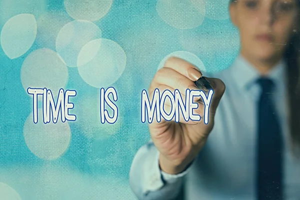 Zeit ist Geld. Geschäftskonzept für Zeit ist eine wertvolle Ressource. — Stockfoto