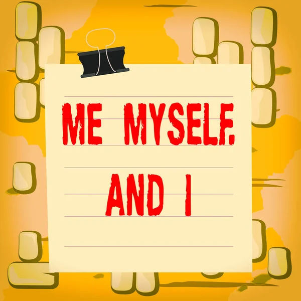 Текст, написанный словом "Я и я" Бизнес-концепция, используемая спикером, чтобы называть себя объектом глагола "Линии бумаги" . — стоковое фото