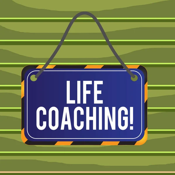 Scrittura concettuale a mano che mostra Life Coaching. Business photo showcase Dipendente impiegato per aiutare a mostrare raggiungere i loro obiettivi in carriera Consiglio allegare stringa colore nero giallo cornice rettangolo forma . — Foto Stock