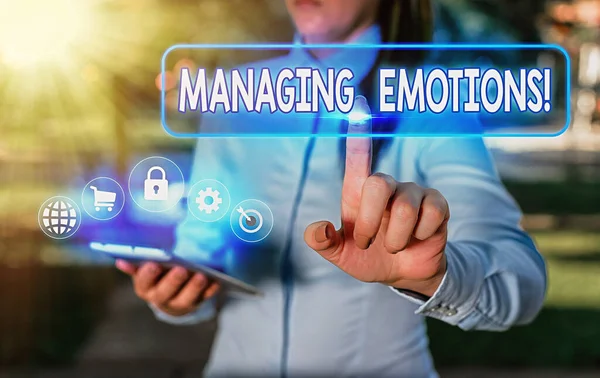 Handgeschreven tekst die emoties beheert. Concept betekenis vaardigheid openstaan voor gevoelens en moduleren ze in zichzelf. — Stockfoto