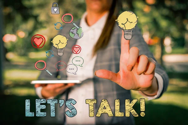 Textschild mit der Aufschrift Let Talk. Konzeptfoto, das sie vorschlagen, das Gespräch über ein bestimmtes Thema zu beginnen. — Stockfoto